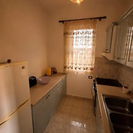 Kuraj Appartement Berat